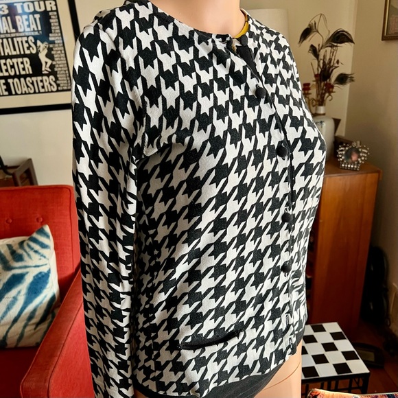Liz Claiborne Sweaters - Vintage Black and White Houndstooth Cardigan
